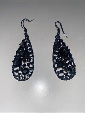 Gunmetal Teardrop Crystal Dangle Earrings